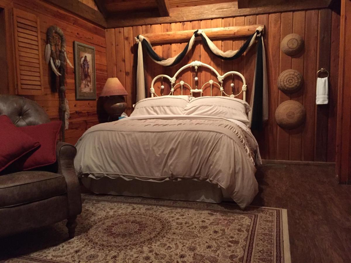 Cherokee Mountain Log Cabins Eureka Springs Exterior foto